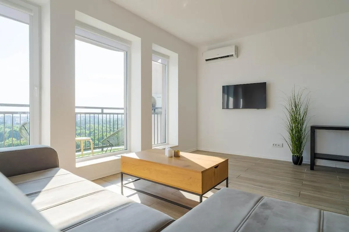 Downtown Apartment W Parkview&Balcony Vol 2 Bukarest